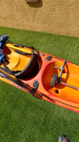 Kayak RTM Tempo pesca con ruedas