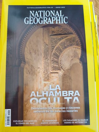 Revistas de National Geographic y muyHistoria
