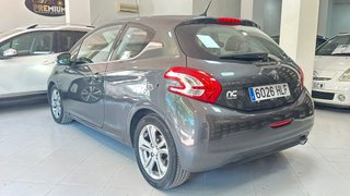 Peugeot 208 2012 1.6hdi 92cv 153000km 646354408
