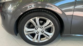 Peugeot 208 2012 1.6hdi 92cv 153000km 646354408
