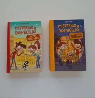 Pack de dos libros de MISTERIOS A DOMICILIO