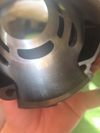 Top negro 74 con 1200km sin piston ni juntas