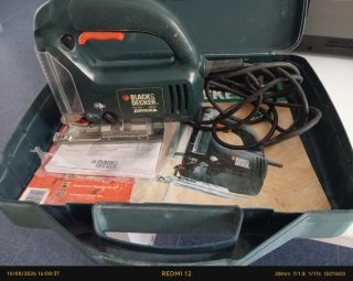 Sierra de calar Black & Decker KS 631