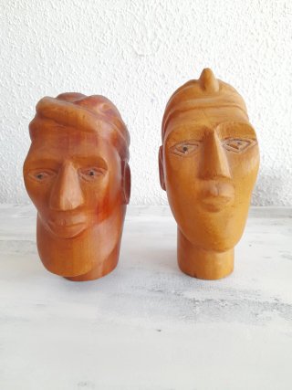 Tallas de madera 18 cm