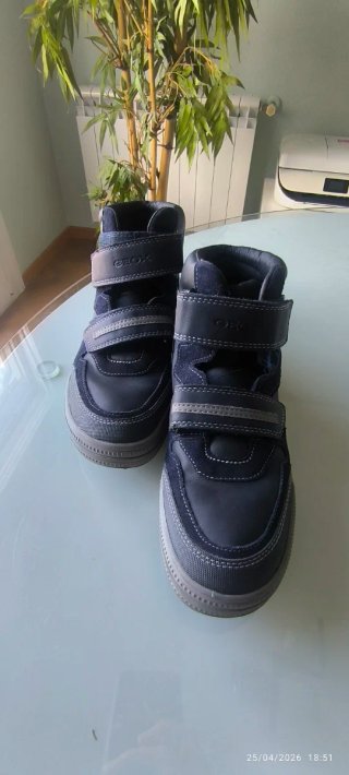Botas Geox niño talla 38 azul marino