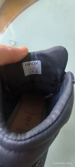 Botas Geox niño talla 38 azul marino