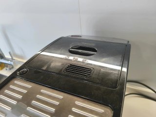 Cafetera Super Automática DeLonghi Autentica