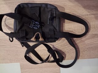 Mochila para cartera y movil