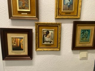 8 cuadros de Dalí enmarcados – Lote decoración