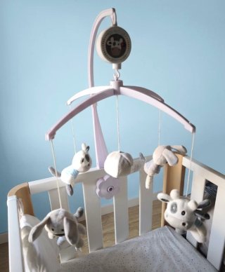 Móvil cuna animales peluche