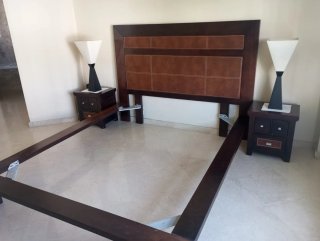 Dormitorio completo madera maciza y cuero
