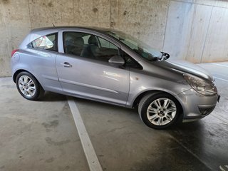 Opel Corsa Enjoy 1.2