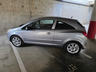 Opel Corsa Enjoy 1.2