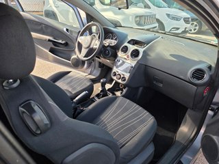 Opel Corsa Enjoy 1.2