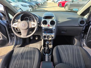 Opel Corsa Enjoy 1.2