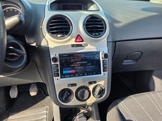 Opel Corsa Enjoy 1.2