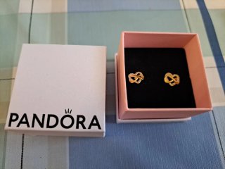 Pendientes Pandora Oro y circonitas