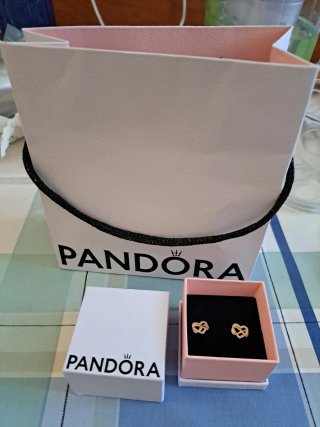 Pendientes Pandora Oro y circonitas