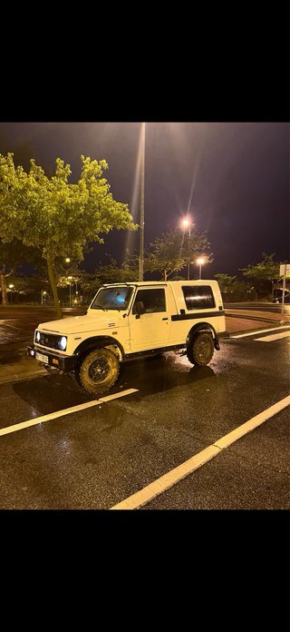 Suzuki Samurai 1998