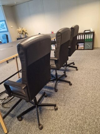 Sillas de oficina/estudio en buen estado