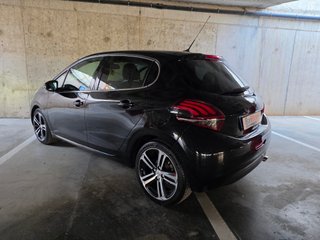 Peugeot 208 5P GT-Line 1.2L PT EAT6 81KW (110CV) S&S