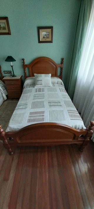 2 Camas Madera Maciza sin Usar