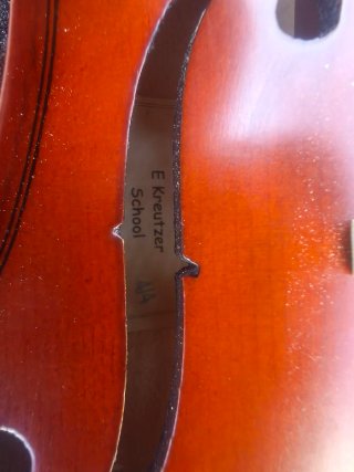 Violín Kreutzer School 4/4 con arco y estuche