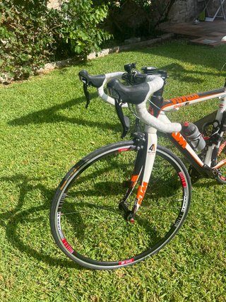 KTM Strada LC Carbono