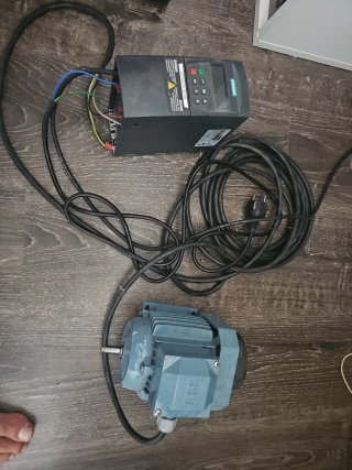 Variador frecuencia Siemens Micromaster 420 ymotor