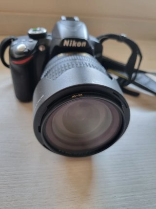 Nikon D3200 + Nikkor 18-105mm VR (8604 disparos)