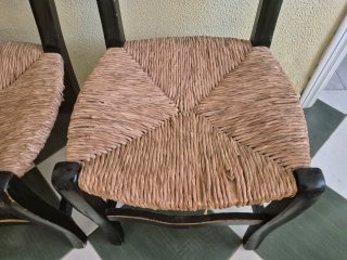 Sillas de comedor de madera y yute