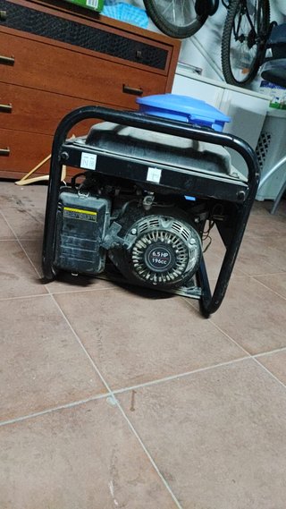 Generador Eléctrico Tecnoware 3.200 VA