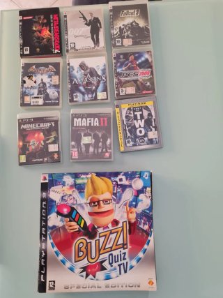 PlayStation 3 + 2 controller + 10 giochi
