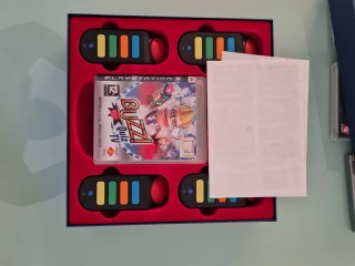 PlayStation 3 + 2 controller + 10 giochi