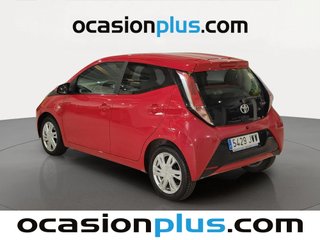 Toyota Aygo 70 x-play business 51 kW (69 CV)