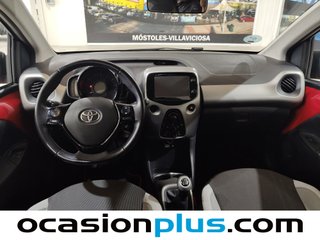 Toyota Aygo 70 x-play business 51 kW (69 CV)