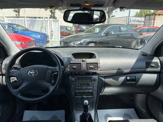 Toyota Avensis 2.0 D4D SOL