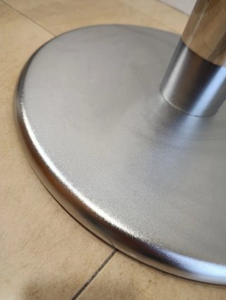 Mesa redonda cristal y metal
