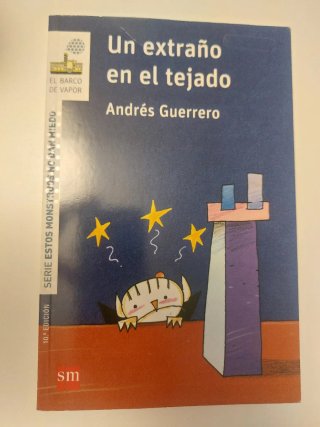 Libro Un extraño en el tejado