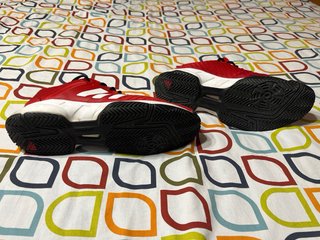 Zapatillas Adidas Padel Rojas y Blancas