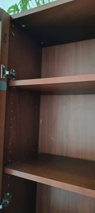 Armario alto madera vitrina cristal