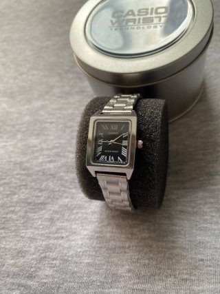 Reloj Casio Vintage Negro y Plateado