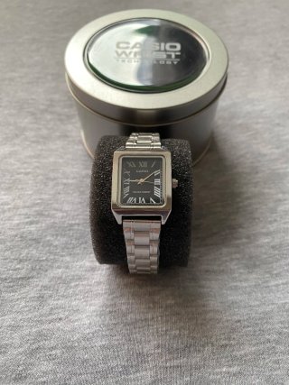 Reloj Casio Vintage Negro y Plateado