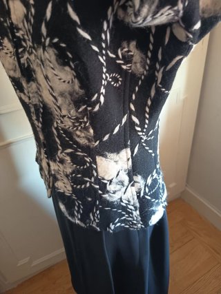 Chaqueta Kabak Negra y Blanca