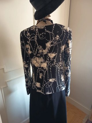 Chaqueta Kabak Negra y Blanca