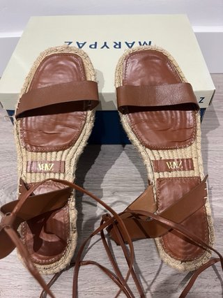 Sandalias planas Zara esparto tiras marrones 39