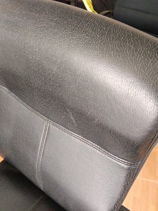 Silla de oficina negra