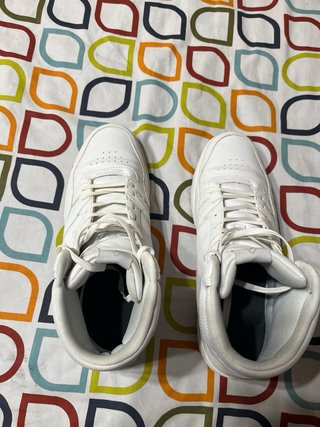 Zapatillas Joma altas blancas