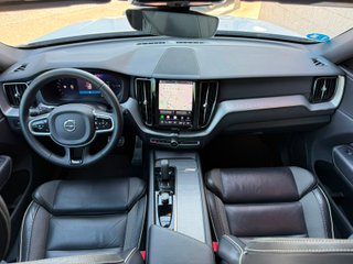 Volvo XC60 RECHARGE PLUS DARK Híbrido 4x4 2.0 T6