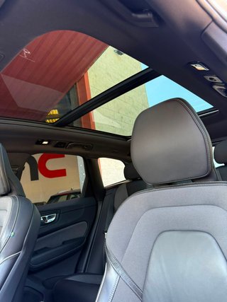 Volvo XC60 RECHARGE PLUS DARK Híbrido 4x4 2.0 T6